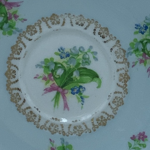 Grosvenor English Blue Floral Bone China Teacup and Saucer - Picture 4 of 16